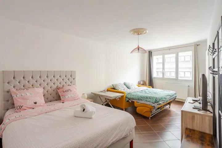 Апартаменти Superbe Studio Paris Gambetta Екстер'єр фото